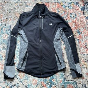 New balance running jacket size small